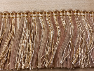 Бахрома, магазин PlussAudums, Рига,Матиса 21 Бахрома, магазин PlussAudums, Рига,Матиса 21